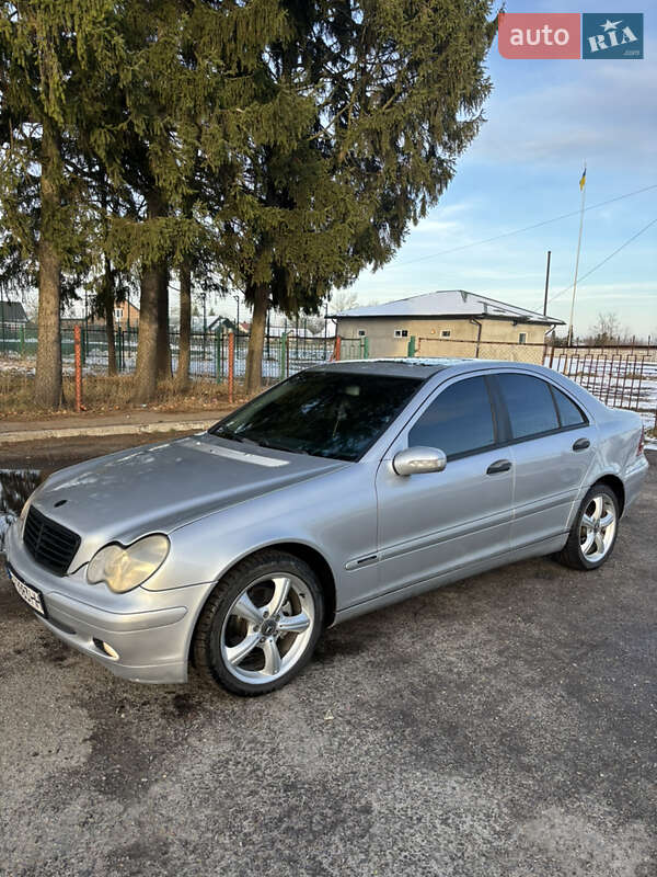 Mercedes-Benz C-Class 2000