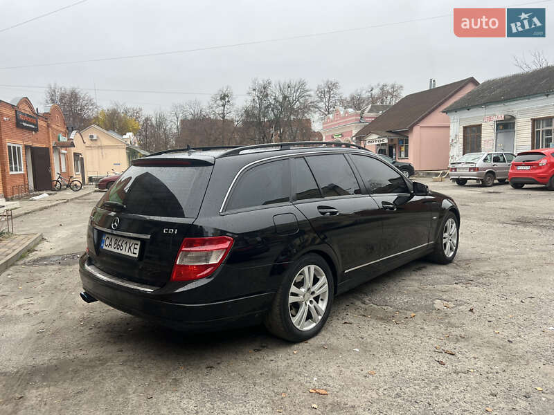 Универсал Mercedes-Benz C-Class 2010 в Котельве