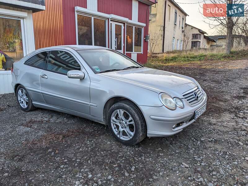 Купе Mercedes-Benz C-Class 2001 в Бучаче
