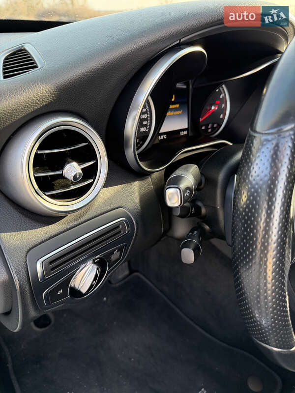 Седан Mercedes-Benz C-Class 2015 в Харкові