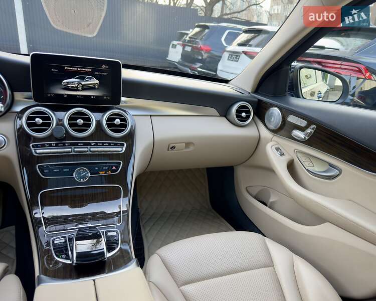 Седан Mercedes-Benz C-Class 2015 в Києві