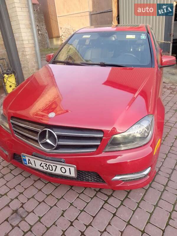 Седан Mercedes-Benz C-Class 2014 в Києві