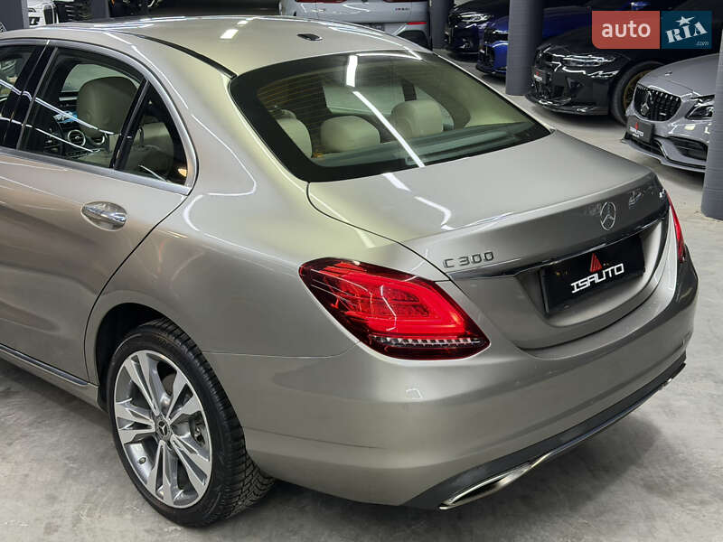 Седан Mercedes-Benz C-Class 2019 в Одесі