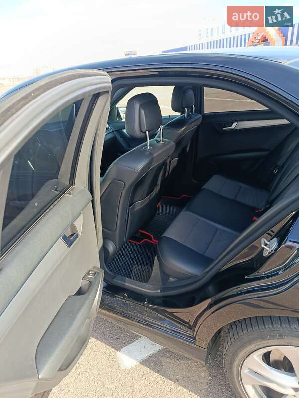 Седан Mercedes-Benz C-Class 2013 в Одессе