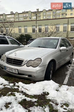 Седан Mercedes-Benz C-Class 2002 в Львові