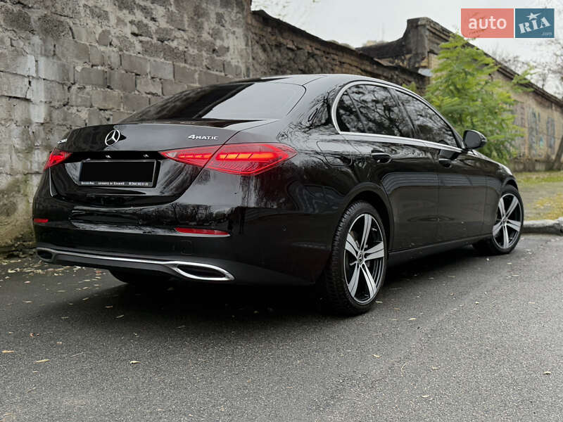 Седан Mercedes-Benz C-Class 2023 в Киеве