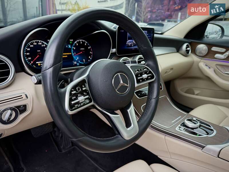 Седан Mercedes-Benz C-Class 2018 в Киеве