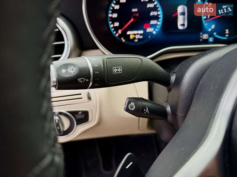 Седан Mercedes-Benz C-Class 2018 в Киеве