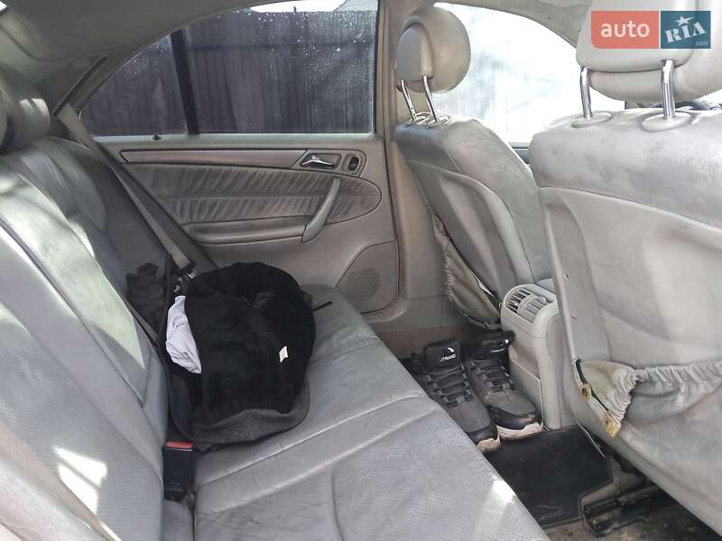 Седан Mercedes-Benz C-Class 2000 в Бориславе фото 11 Седан Mercedes-Benz C-Class 2000 в Бориславе