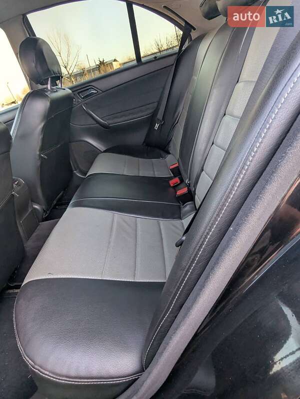 Седан Mercedes-Benz C-Class 2002 в Черкассах