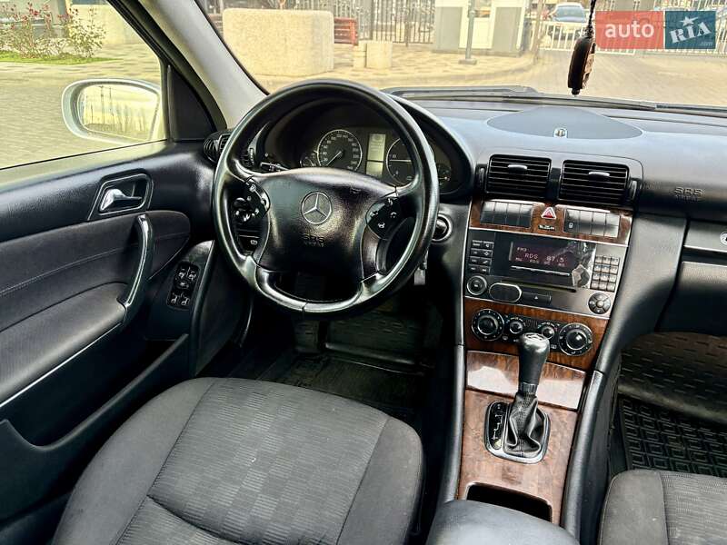 Універсал Mercedes-Benz C-Class 2007 в Одесі