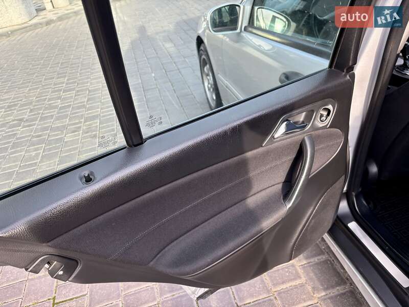 Універсал Mercedes-Benz C-Class 2007 в Одесі