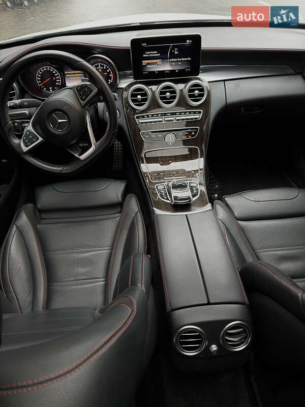 Седан Mercedes-Benz C-Class 2018 в Киеве