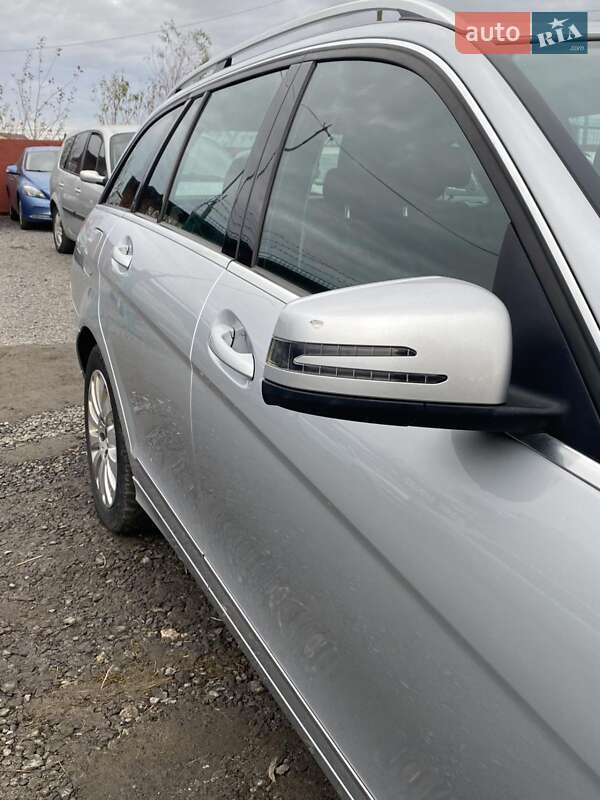 Универсал Mercedes-Benz C-Class 2010 в Староконстантинове