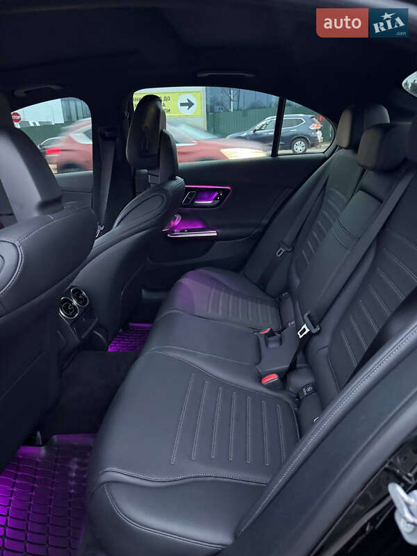 Седан Mercedes-Benz C-Class 2023 в Киеве