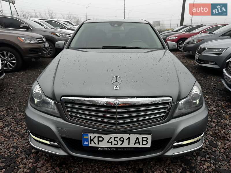 Седан Mercedes-Benz C-Class 2013 в Киеве