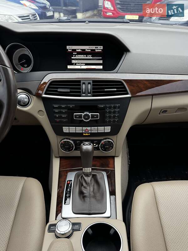 Седан Mercedes-Benz C-Class 2013 в Киеве
