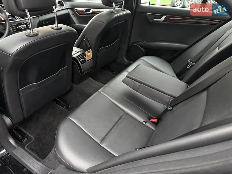 Седан Mercedes-Benz C-Class 2014 в Одессе