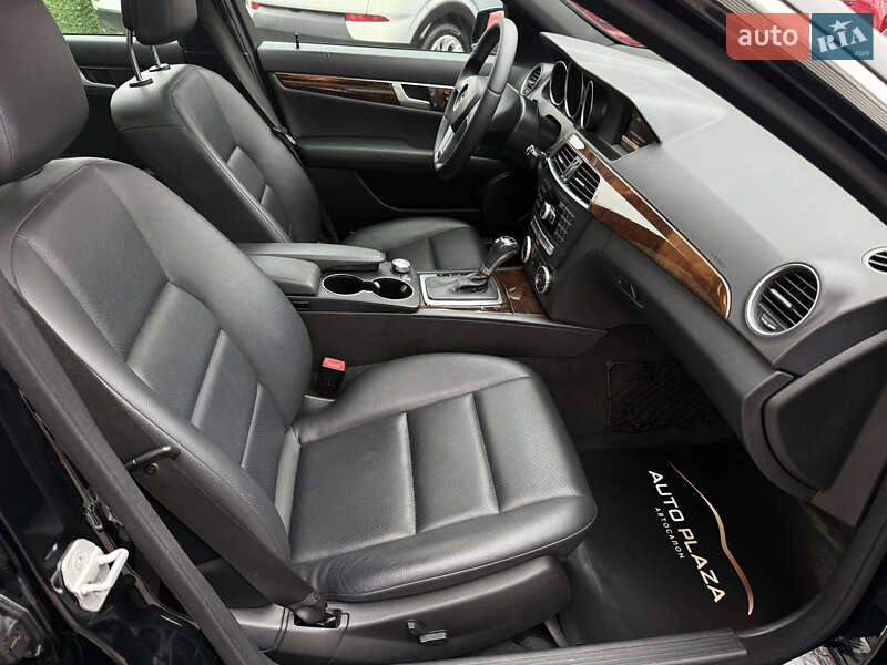 Седан Mercedes-Benz C-Class 2014 в Одессе