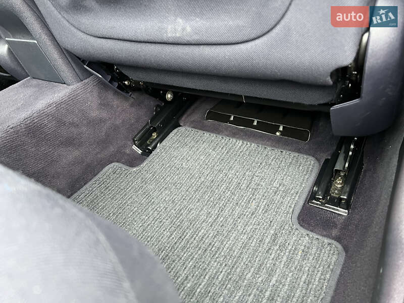 Седан Mercedes-Benz C-Class 2005 в Надвірній