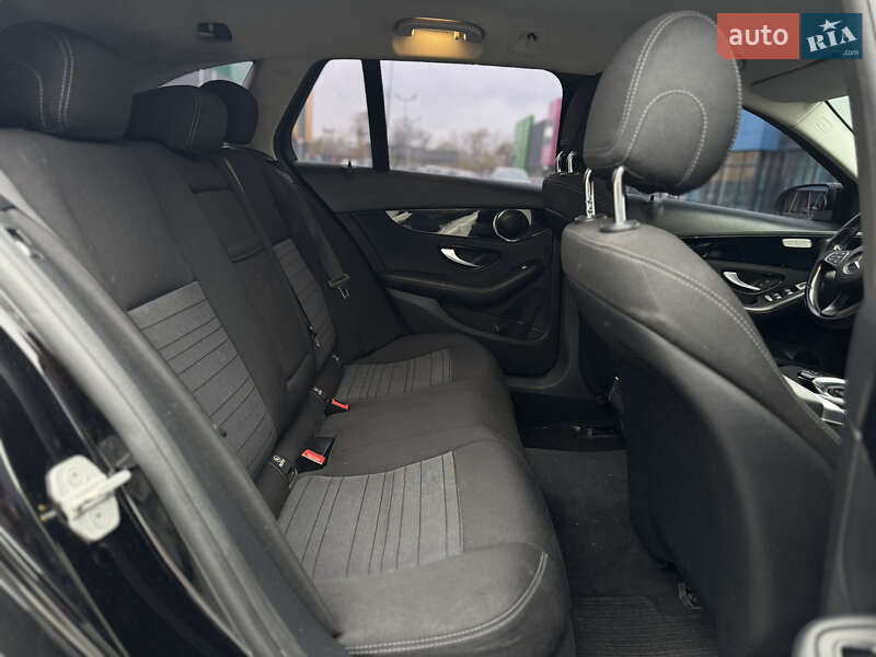 Універсал Mercedes-Benz C-Class 2015 в Києві фото 10 Універсал Mercedes-Benz C-Class 2015 в Києві