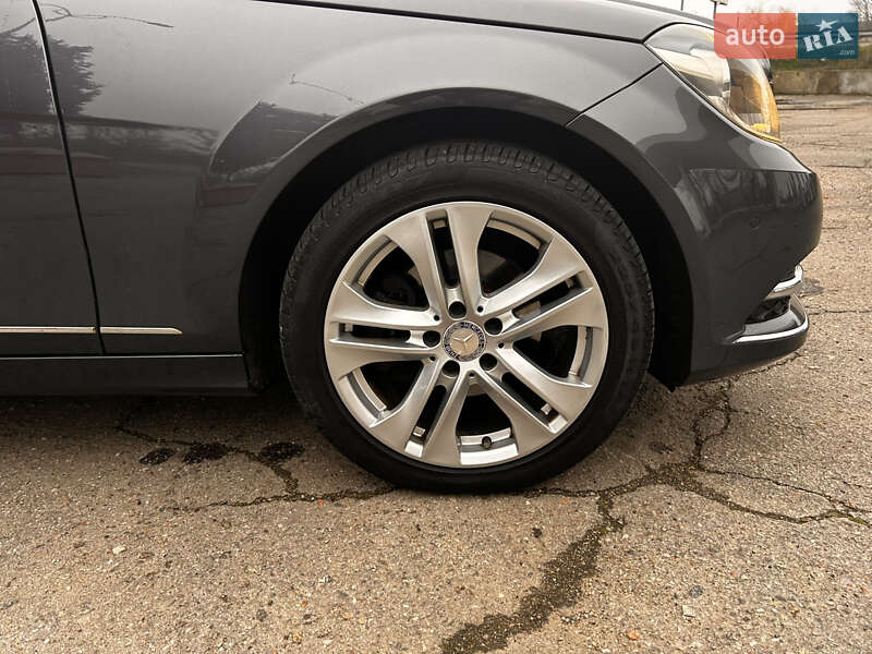 Универсал Mercedes-Benz C-Class 2013 в Одессе