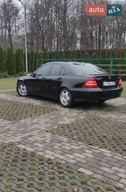 Седан Mercedes-Benz C-Class 2004 в Харкові