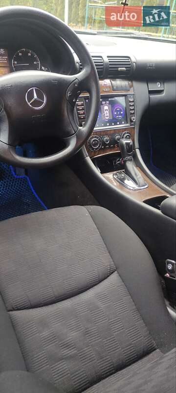 Седан Mercedes-Benz C-Class 2004 в Харькове фото 24 Седан Mercedes-Benz C-Class 2004 в Харькове