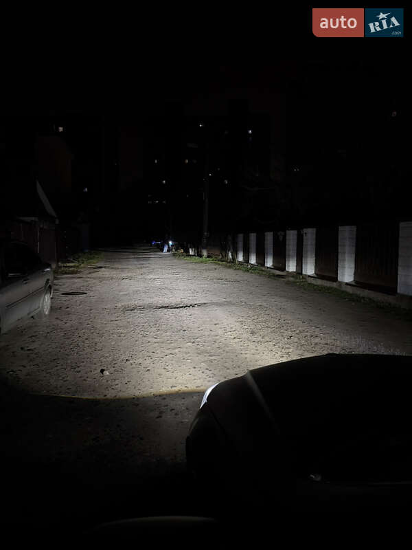 Седан Mercedes-Benz C-Class 2011 в Киеве