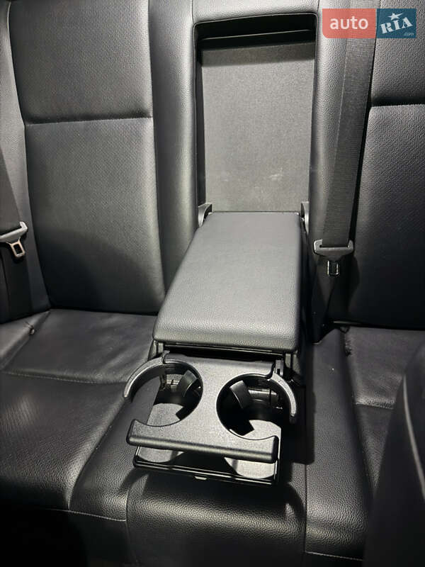 Седан Mercedes-Benz C-Class 2011 в Киеве