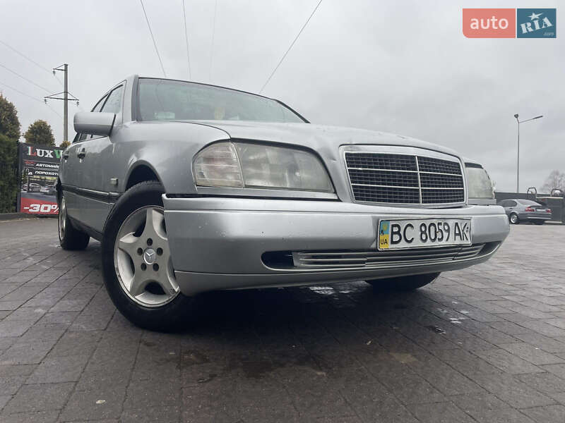Седан Mercedes-Benz C-Class 1996 в Долине