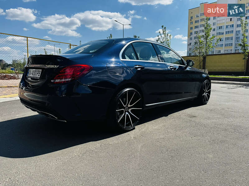 Седан Mercedes-Benz C-Class 2016 в Києві