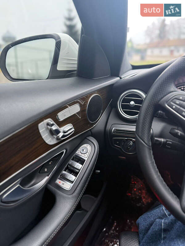Седан Mercedes-Benz C-Class 2018 в Самборе