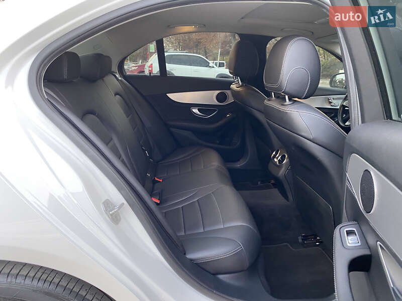 Седан Mercedes-Benz C-Class 2014 в Києві