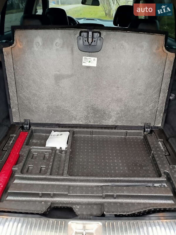 Универсал Mercedes-Benz C-Class 2009 в Днепре