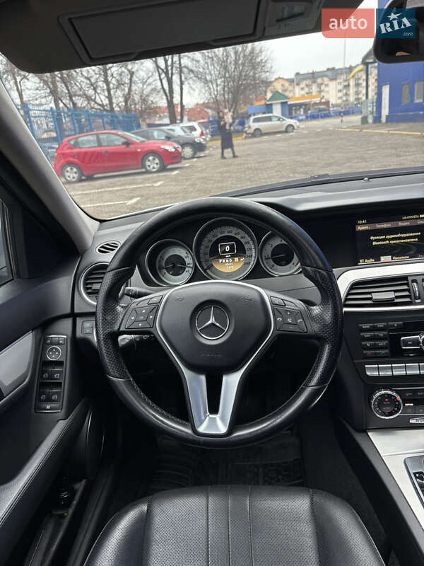 Универсал Mercedes-Benz C-Class 2012 в Ужгороде