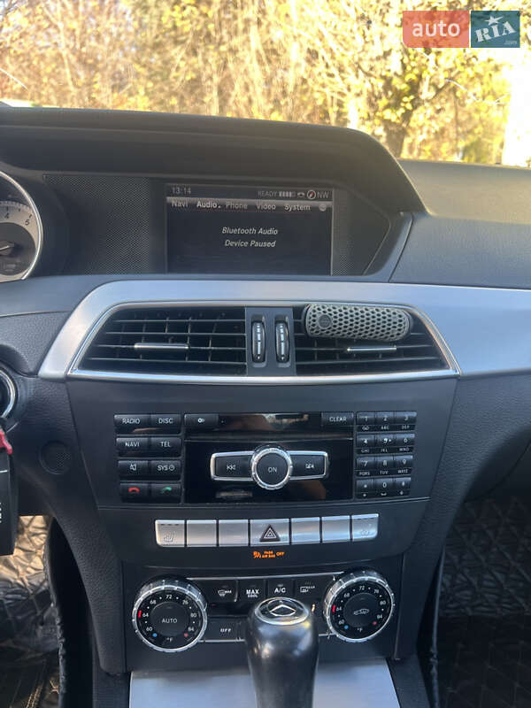 Седан Mercedes-Benz C-Class 2012 в Львове