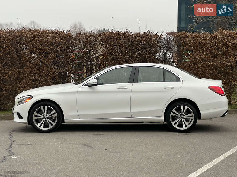 Седан Mercedes-Benz C-Class 2020 в Киеве