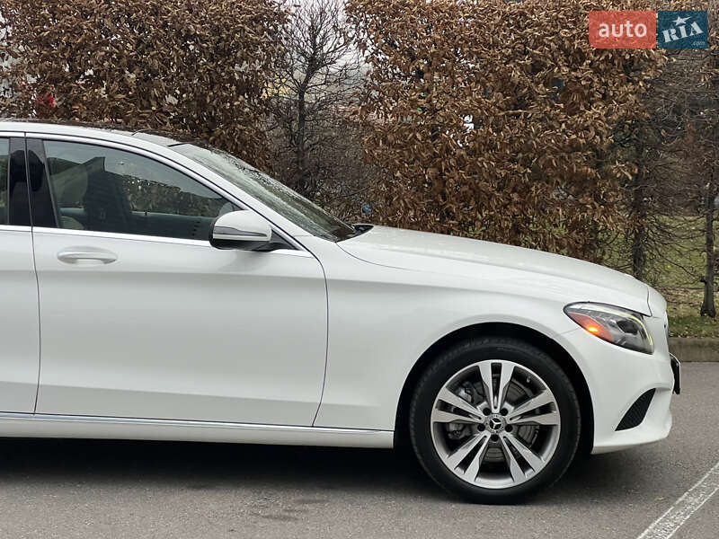 Седан Mercedes-Benz C-Class 2020 в Киеве