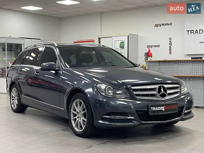 Mercedes-Benz C-Class 2013 Mercedes-Benz C-Class 2013