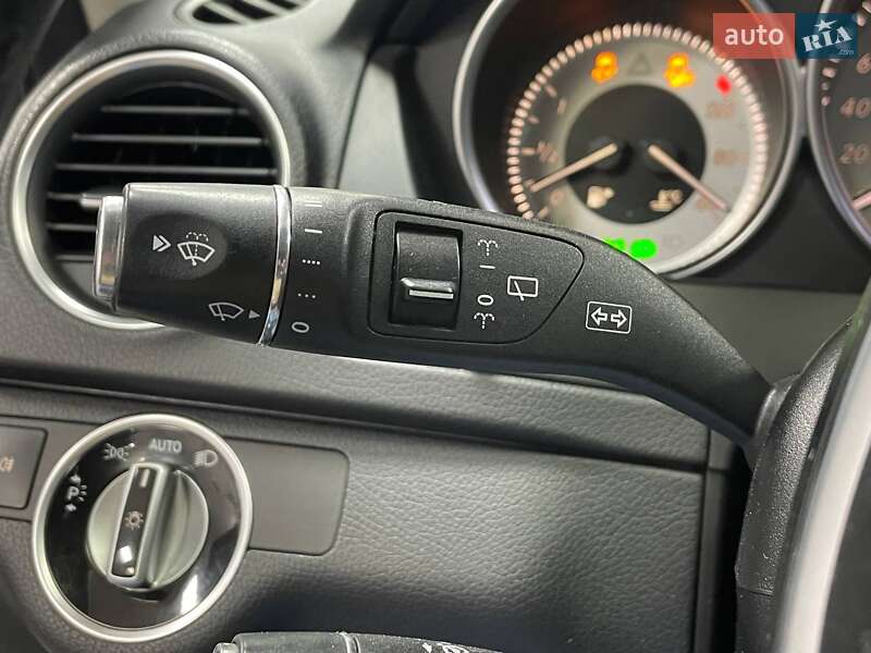 Универсал Mercedes-Benz C-Class 2013 в Киеве