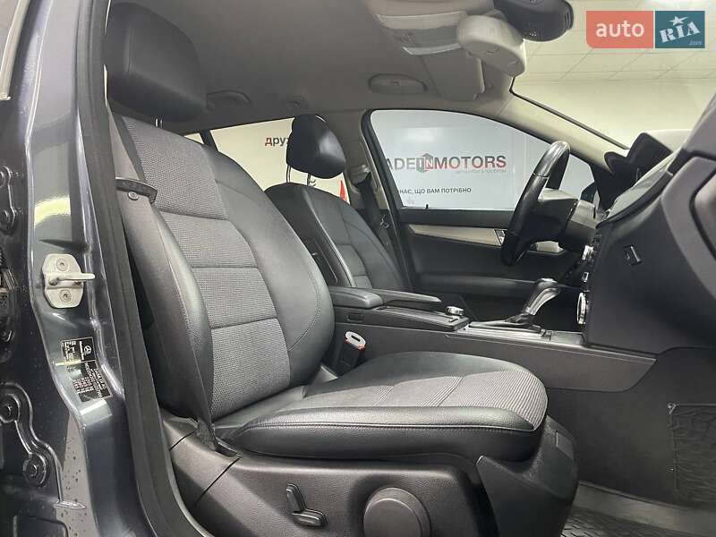 Универсал Mercedes-Benz C-Class 2013 в Киеве