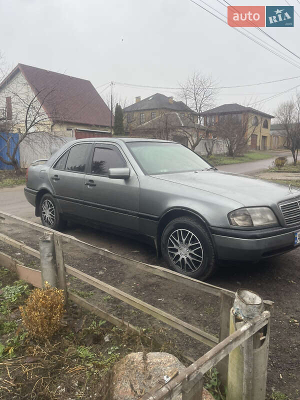 Седан Mercedes-Benz C-Class 1994 в Харькове фото 6 Седан Mercedes-Benz C-Class 1994 в Харькове