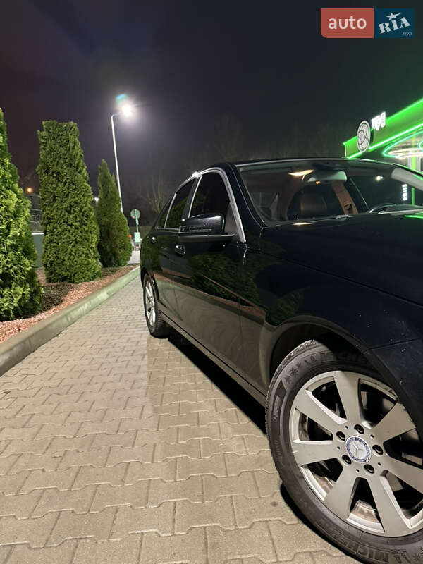 Седан Mercedes-Benz C-Class 2013 в Львове