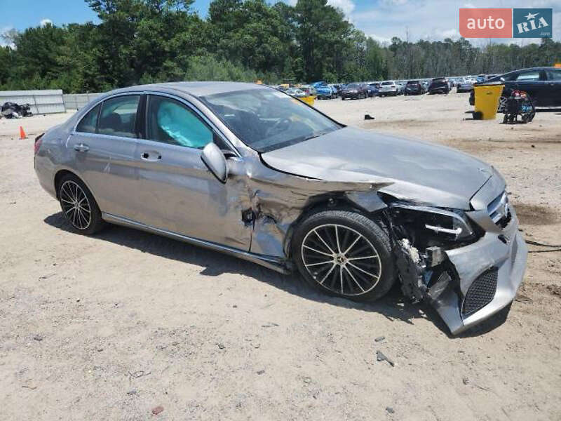 Седан Mercedes-Benz C-Class 2019 в Львові