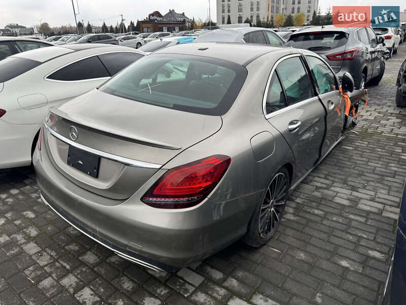 Седан Mercedes-Benz C-Class 2019 в Львові