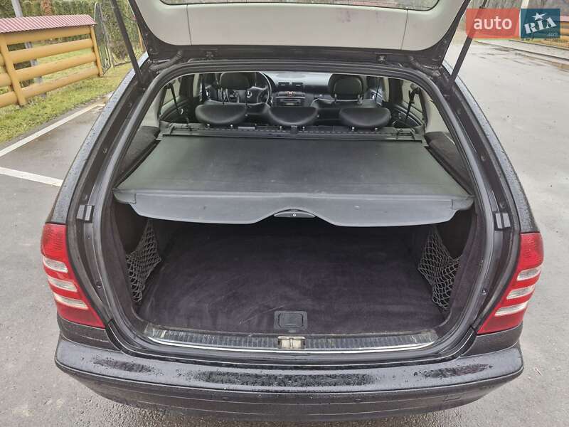 Универсал Mercedes-Benz C-Class 2005 в Верховине