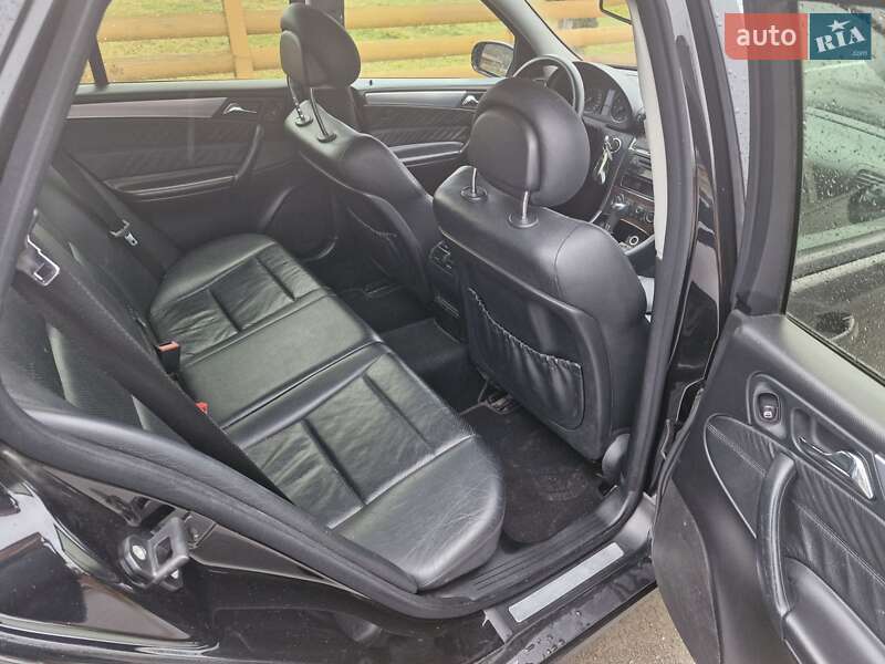 Универсал Mercedes-Benz C-Class 2005 в Верховине