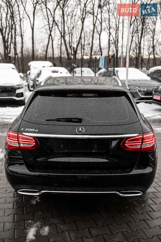 Універсал Mercedes-Benz C-Class 2017 в Львові фото 31 Універсал Mercedes-Benz C-Class 2017 в Львові