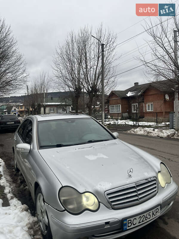 Седан Mercedes-Benz C-Class 2000 в Дрогобыче фото 29 Седан Mercedes-Benz C-Class 2000 в Дрогобыче